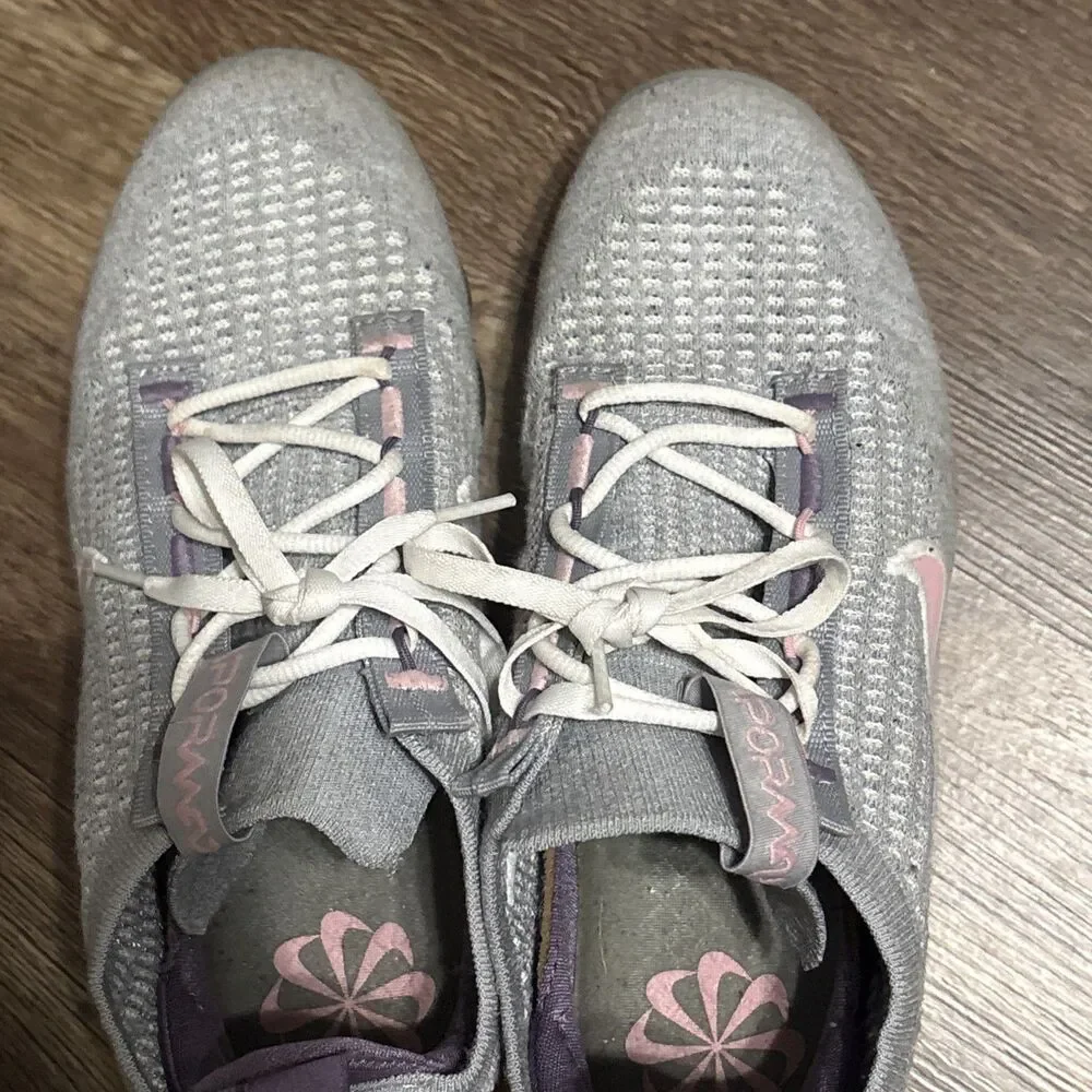 Nike Air Vapormax Youth Size 6 Gray Pink Purple